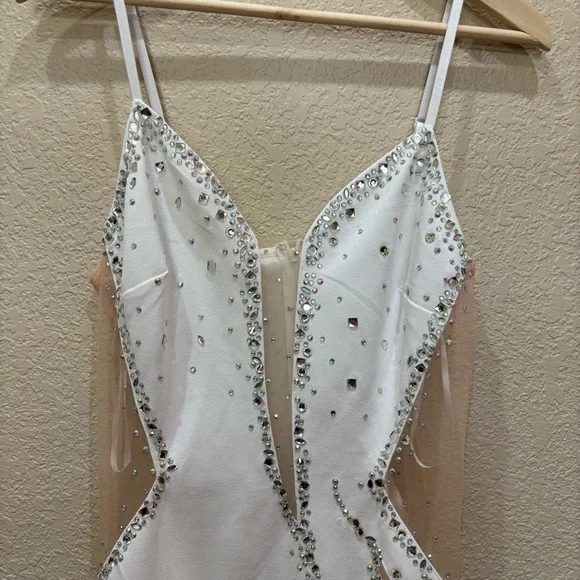 Fashion Nova Elegant White Asymmetrical Dress - Picture 6 of 12